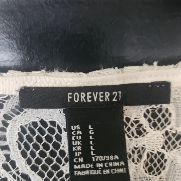 Top - Picture 2 of 3